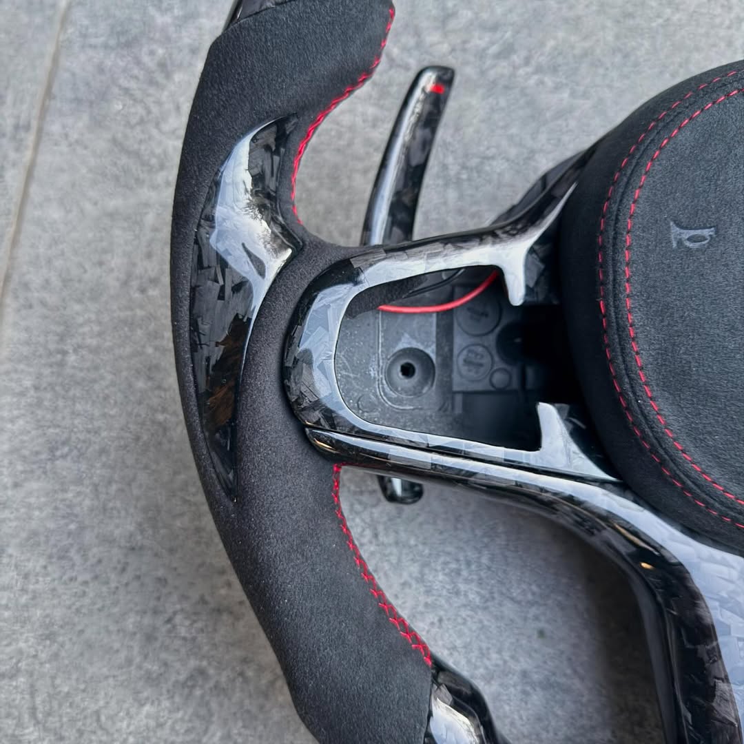 BMW M5 (F90) Forged Carbon Fiber Steering Wheel